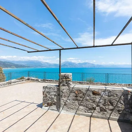 Torre Saracena * Scario