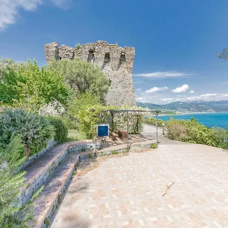 Apartment Torre Saracena