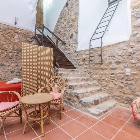 Torre Saracena Apartment *